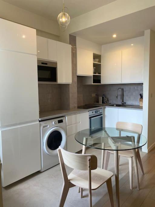 1 Chambre Avec Parking Au Coeur De Bruxelles 2D Exteriér fotografie